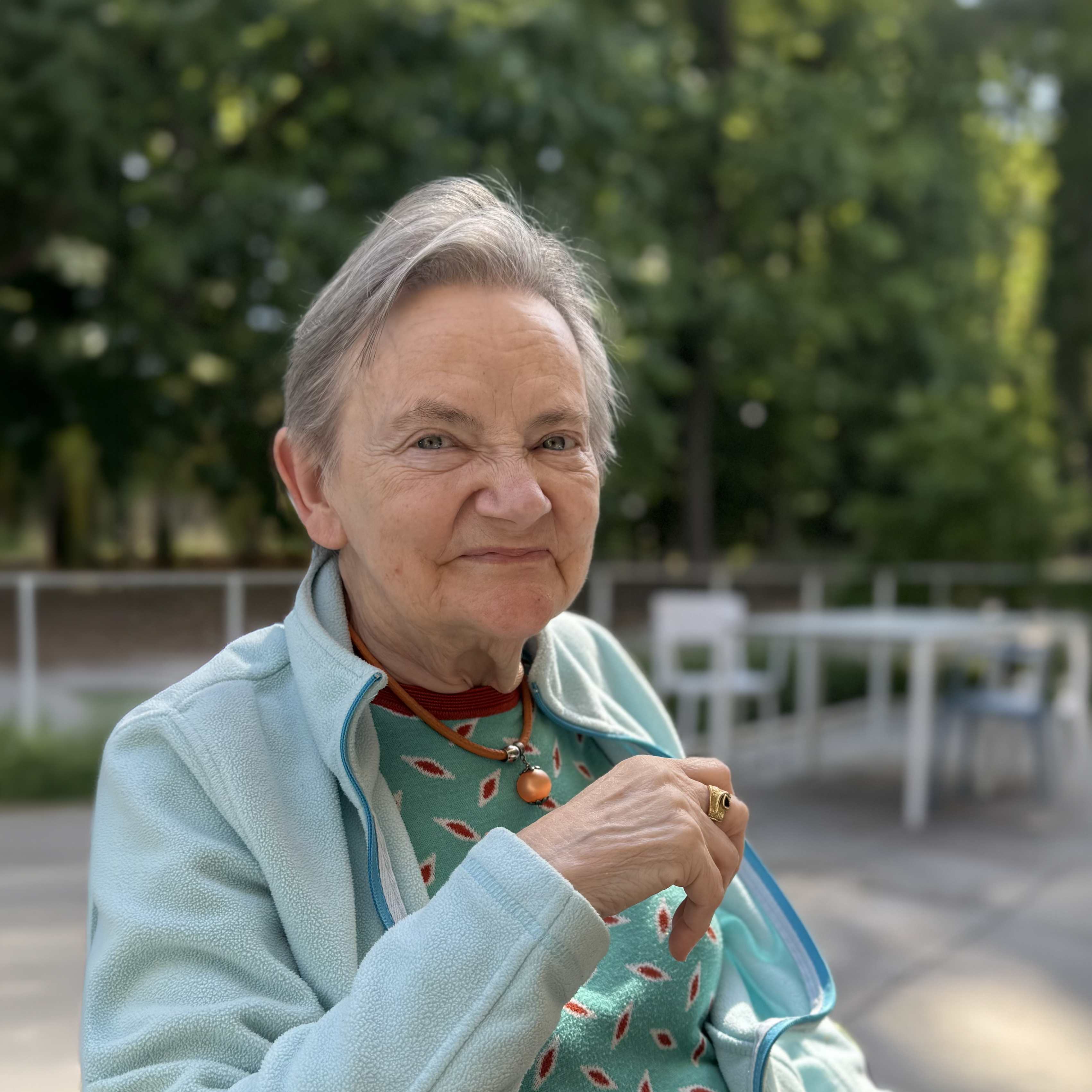 Nicole Leona  Denekens